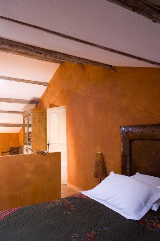 Une Autre Maison Otel Nyons Oda fotoğraf