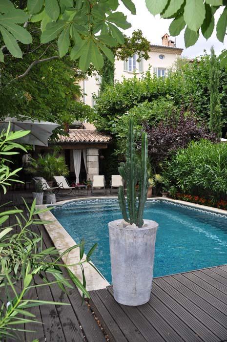 Une Autre Maison Otel Nyons Dış mekan fotoğraf
